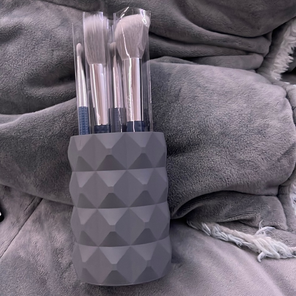 Makeup Brushes